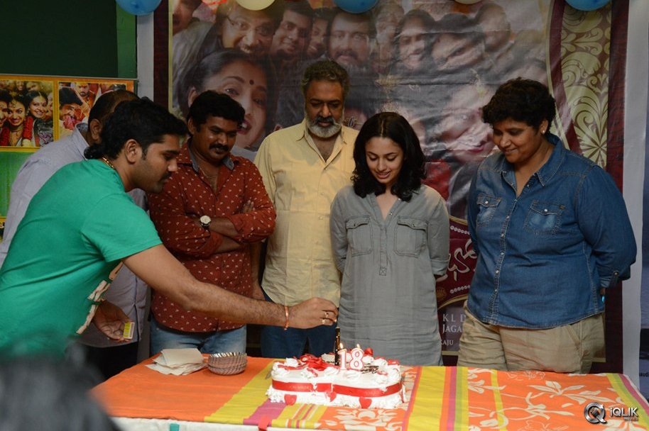 Malavika-Nair-Birthday-Celebrations-2016